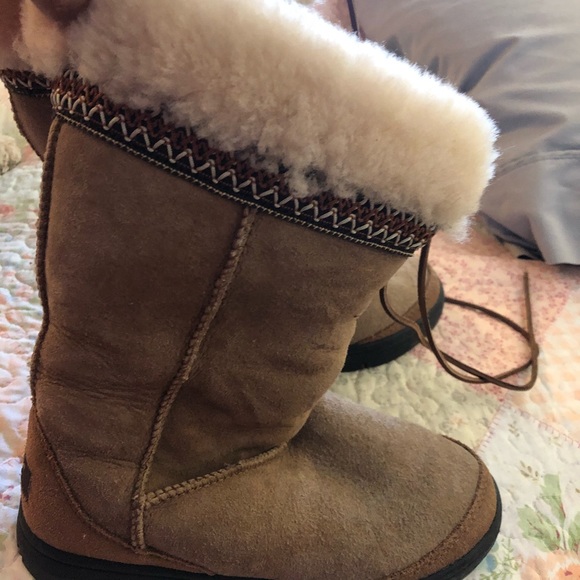 UGG boots - Picture 2 of 5